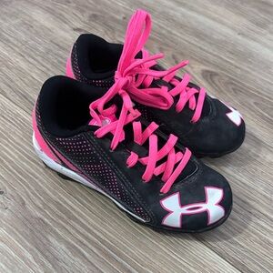 Under Armour girls Black and Pink softball cleats size 10